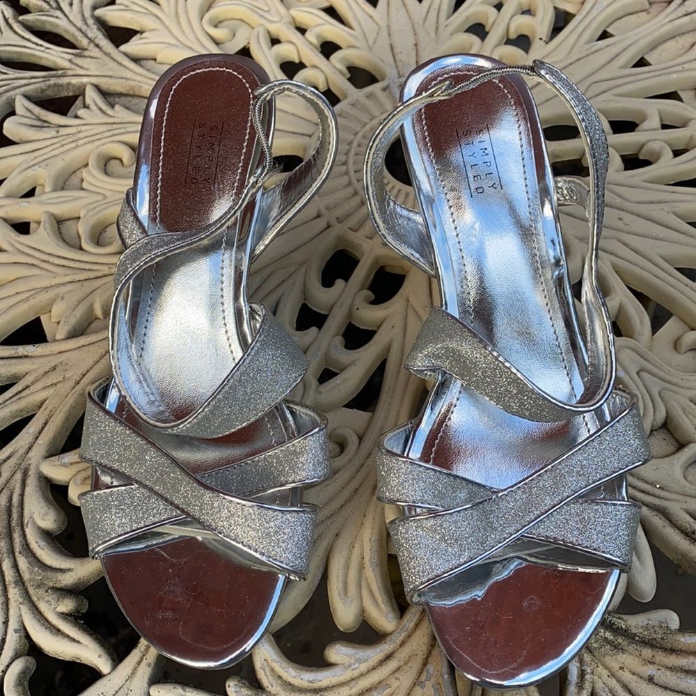 Simply Styled silver dress heels sz. 6.5